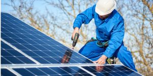 Installation Maintenance Panneaux Solaires Photovoltaïques à Bozas